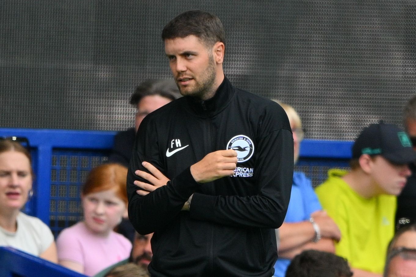 九游体育官方网站-布莱顿主帅：定位球多会打乱节奏，枪手领先时角球会耗时超1分钟