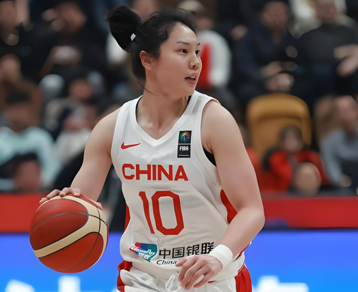 九游体育-女篮赢10分！有3人却开心不起来，表现糟糕 令人失望